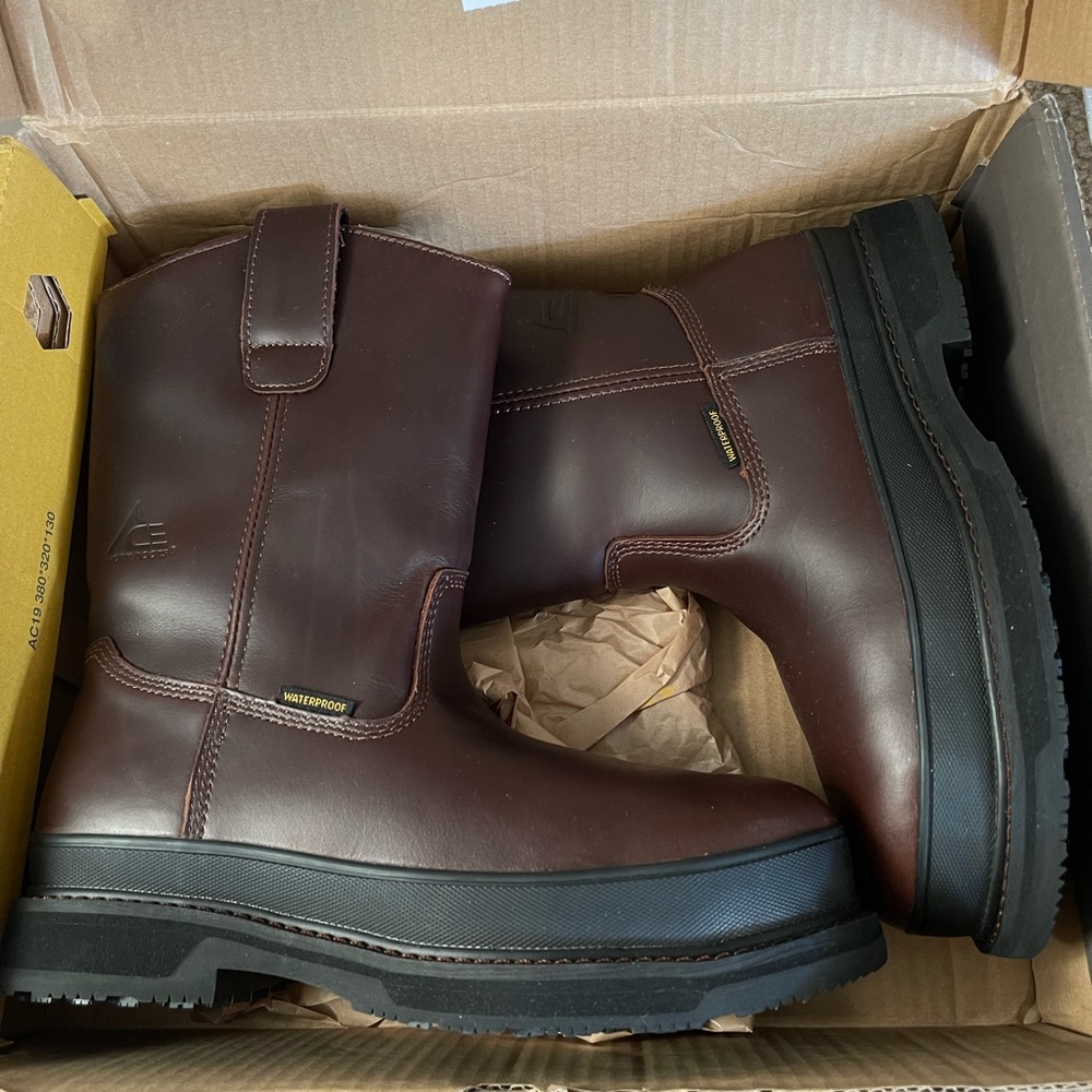 Ace Work Boots- BRAND NEW, NEVER WORN